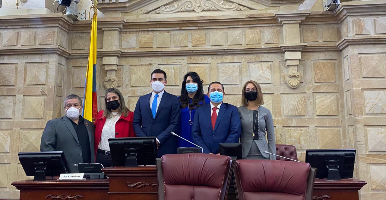 Con respaldo absoluto, fuimos elegidos como Presidente de la Comisión Primera